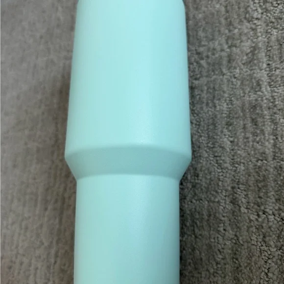 Stanley Mint Green 40oz Quencher - Picture 5 of 7